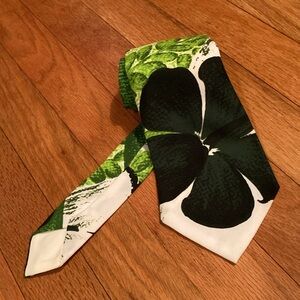 Hawaiian Vintage Tie